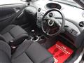 2001 Toyota Vitz