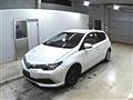 2016 Toyota Auris