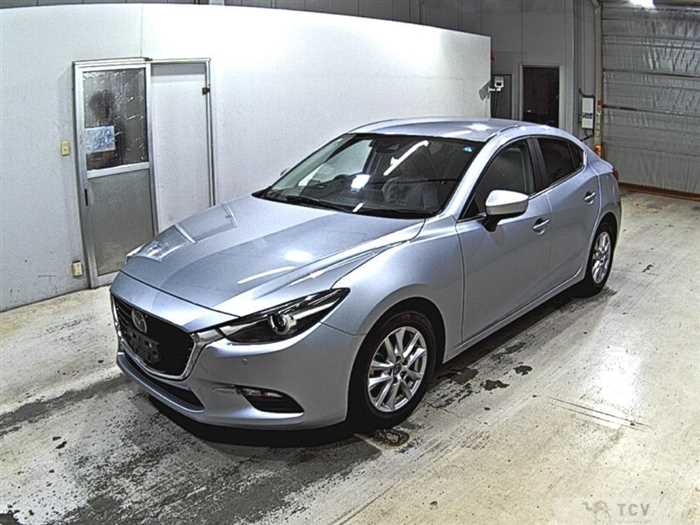 2018 Mazda Axela
