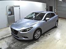 2018 Mazda Axela