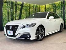 2019 Toyota Crown Hybrid