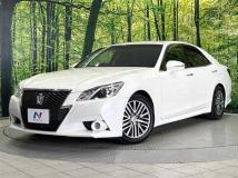 2013 Toyota Crown