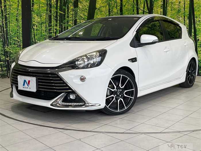 2016 Toyota AQUA