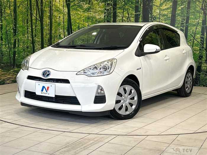 2013 Toyota AQUA