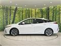2020 Toyota Prius PHV
