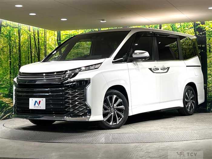 2023 Toyota Voxy