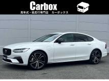 2023 Volvo S90