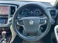 2015 Toyota Crown Hybrid