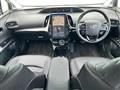 2019 Toyota Prius PHV