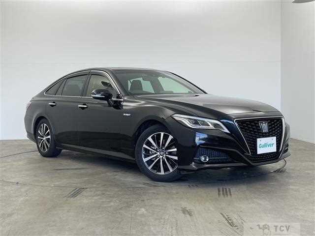 2019 Toyota Crown Hybrid