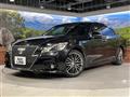 2013 Toyota Crown Hybrid