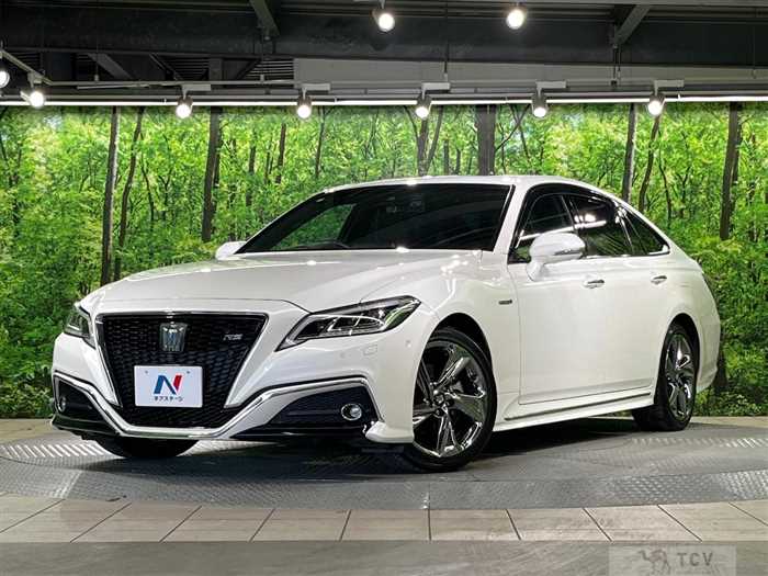 2018 Toyota Crown Hybrid