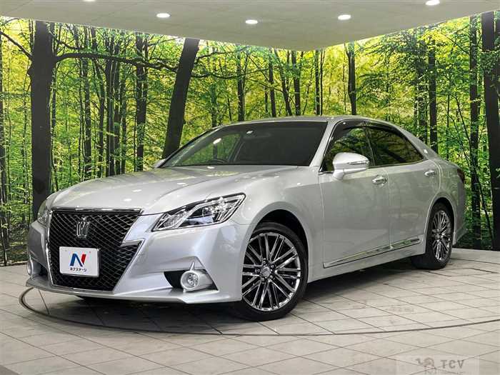 2013 Toyota Crown