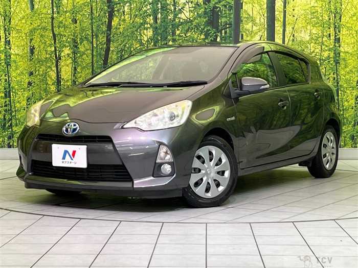 2013 Toyota AQUA