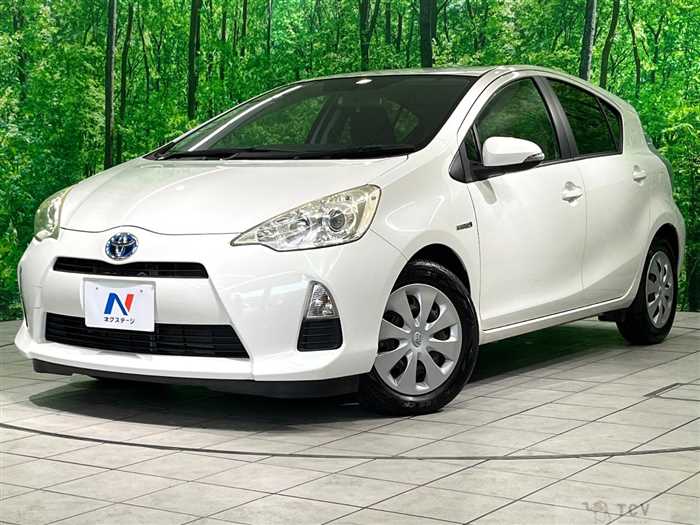2013 Toyota AQUA