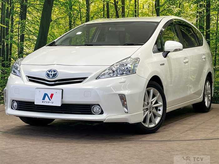 2012 Toyota PRIUS α