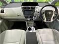 2012 Toyota PRIUS α