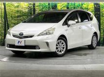 2013 Toyota PRIUS α