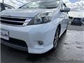 2013 Toyota Isis