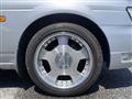 2001 Nissan Laurel