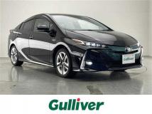 2018 Toyota Prius PHV