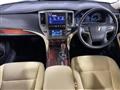 2013 Toyota Crown Hybrid