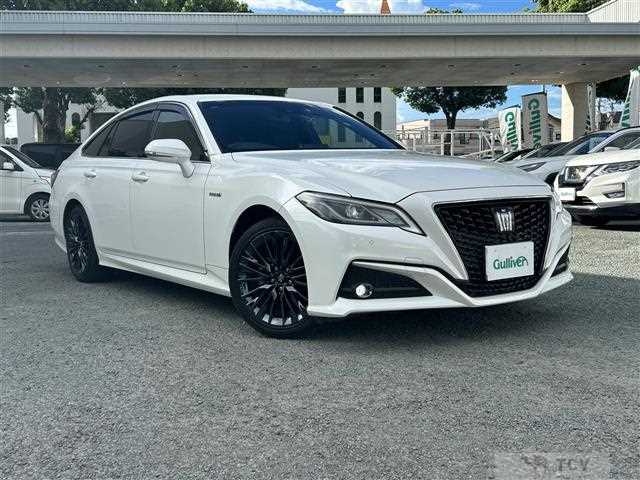 2019 Toyota Crown Hybrid