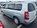 2005 Toyota Succeed Van