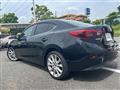 2016 Mazda Axela