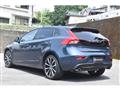 2017 Volvo V40