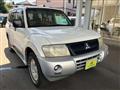 2003 Mitsubishi Pajero