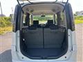 2011 Nissan ROOX