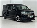 2013 Honda Step WGN
