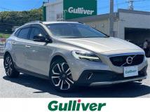 2018 Volvo V40