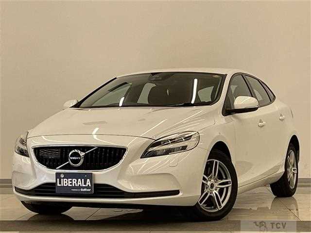 2017 Volvo V40