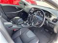 2018 Volvo V40