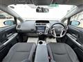 2015 Toyota PRIUS α