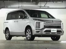 2024 Mitsubishi Delica D5