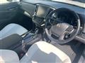 2013 Toyota Crown Hybrid