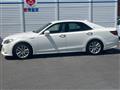 2013 Toyota Crown Hybrid