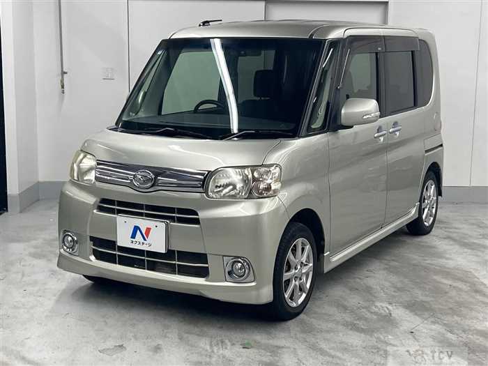 2012 Daihatsu Tanto