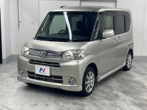 2012 Daihatsu Tanto