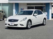 2013 Nissan Skyline