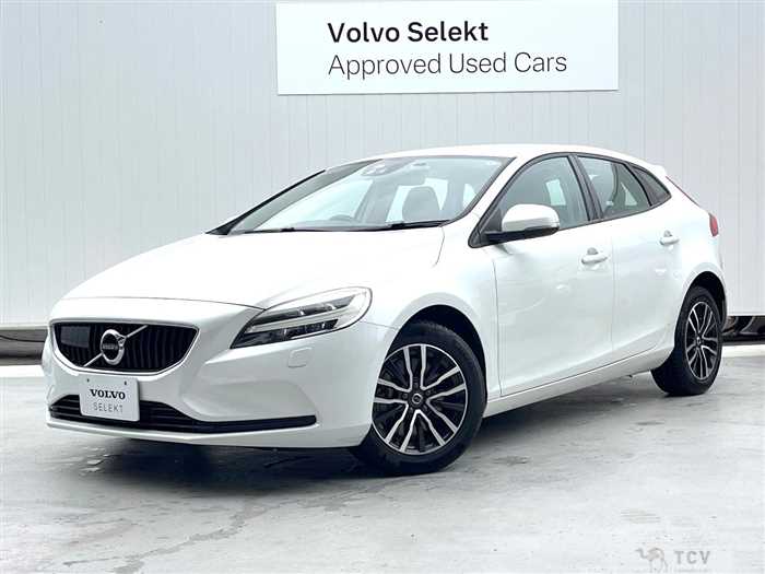2020 Volvo V40