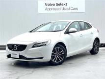 2020 Volvo V40