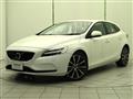 2018 Volvo V40
