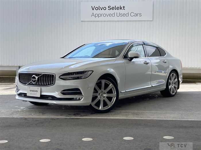 2017 Volvo S90