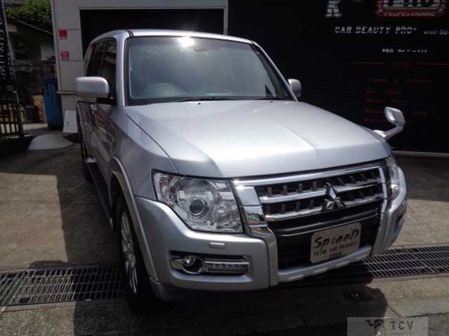 2016 Mitsubishi Pajero