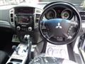 2016 Mitsubishi Pajero