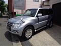 2016 Mitsubishi Pajero